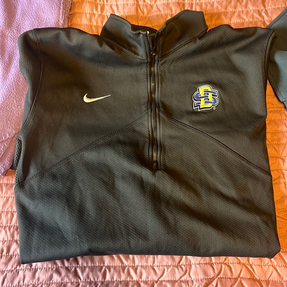 Men’s Nike SDSU quarter zip